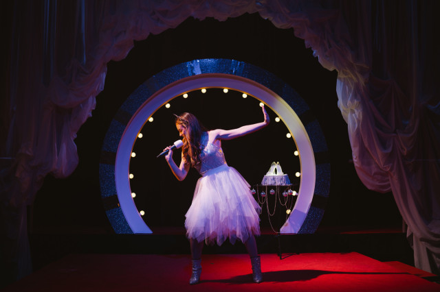 Cinderella opens to rave reviews