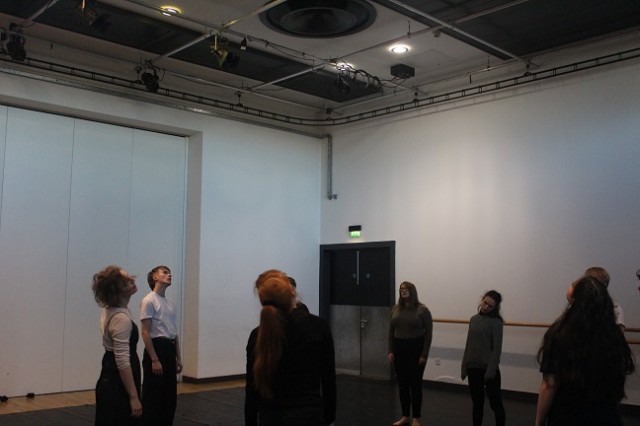 Platform_Rehearsal_Webpics_30.11_(1)_.jpg