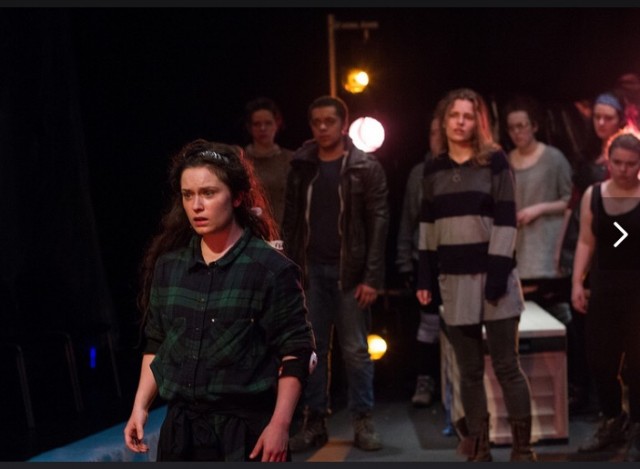 platform_theatre_33.PNG