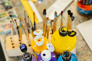 Free live family portraits at Platform 