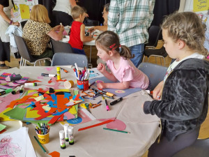 Oakwood Primary School showcase their artistic talent